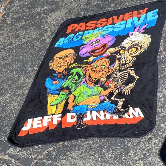 Jeff Dunham Passively Aggressive Fleece Throw Blanket 45 x 60 - Picture 2 of 3